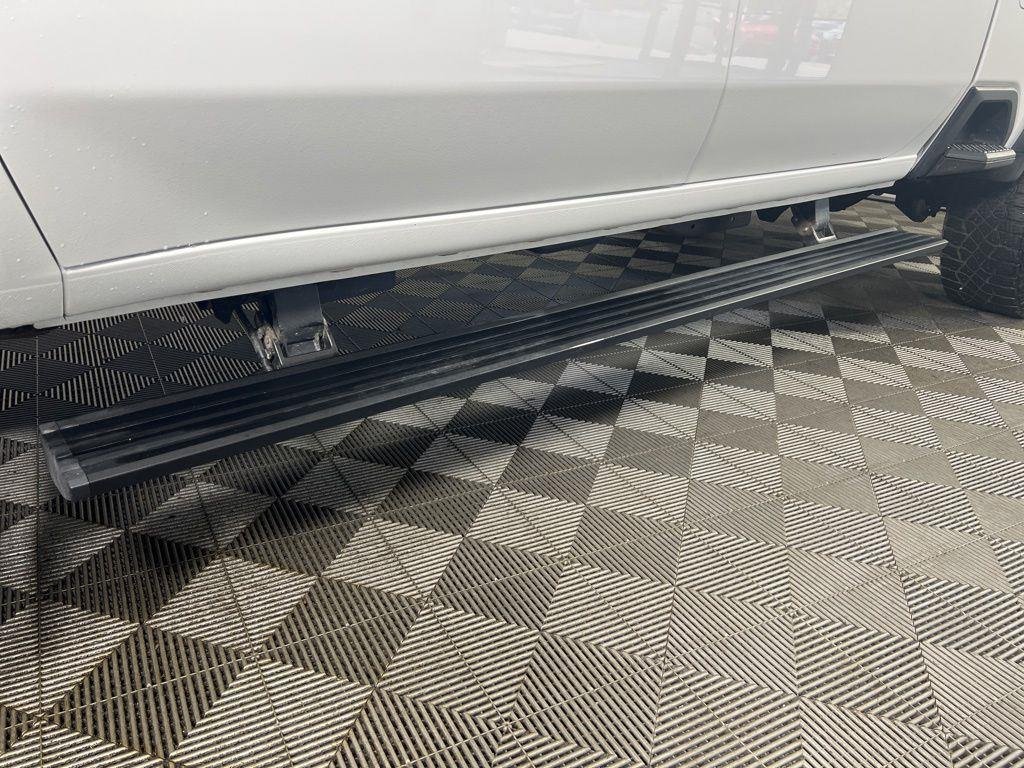 Used 2025 Summit White Chevrolet ZR2 image 37
