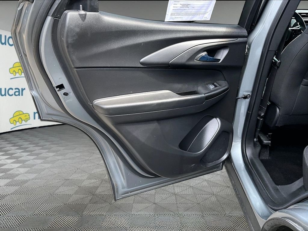 Used 2023 Gray Chevrolet LT image 21