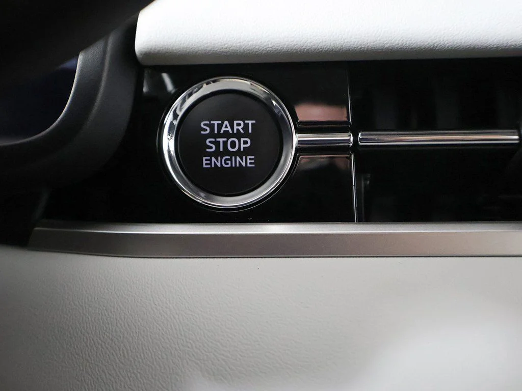 2025 Mitsubishi Outlander SE - Photo 45