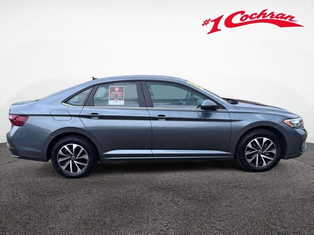 Used 2024 GRY/Grey Volkswagen S image 6