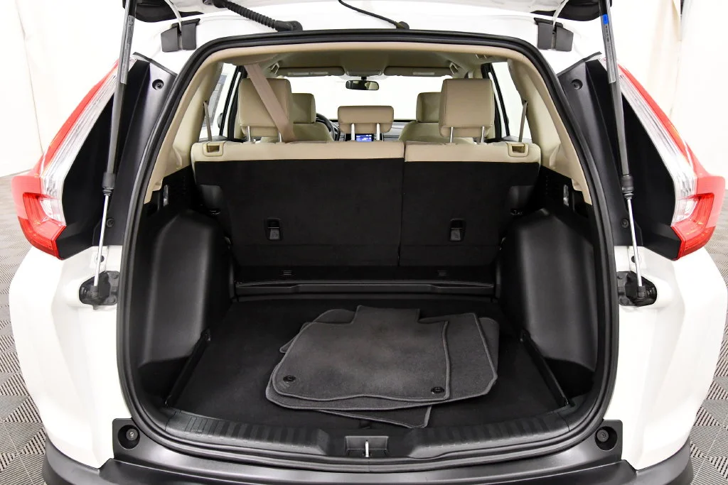 Certified Used 2017 White Honda LX image 7