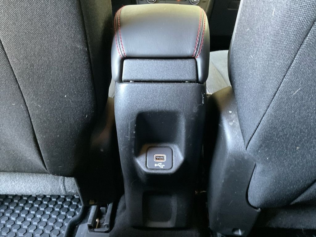 Used 2023 White Jeep Trailhawk image 22