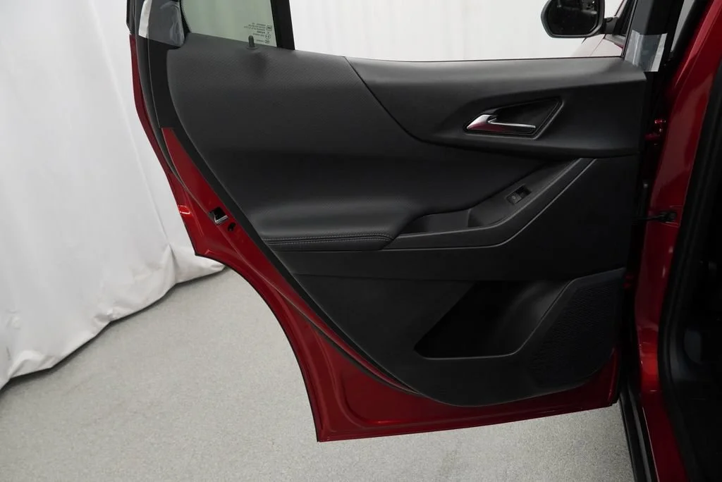 2027 Chevrolet Equinox LT - Photo 24