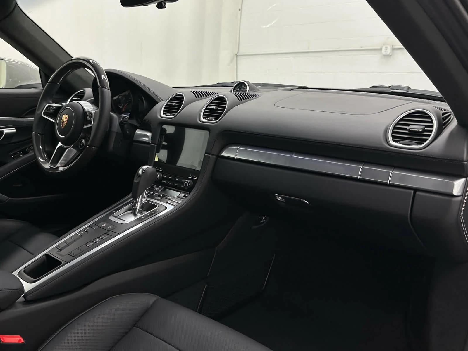 Used 2025 Chalk Porsche GTS 4.0 image 13