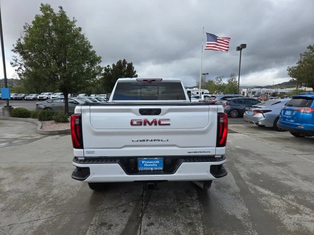 Used 2024 White GMC Denali image 6