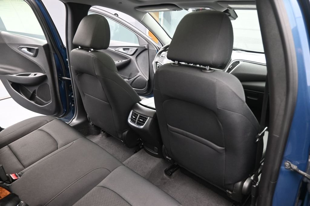 Used 2024 Blue Chevrolet LT image 16