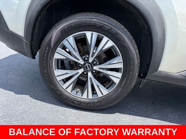 Used 2023 Silver Nissan SV image 7