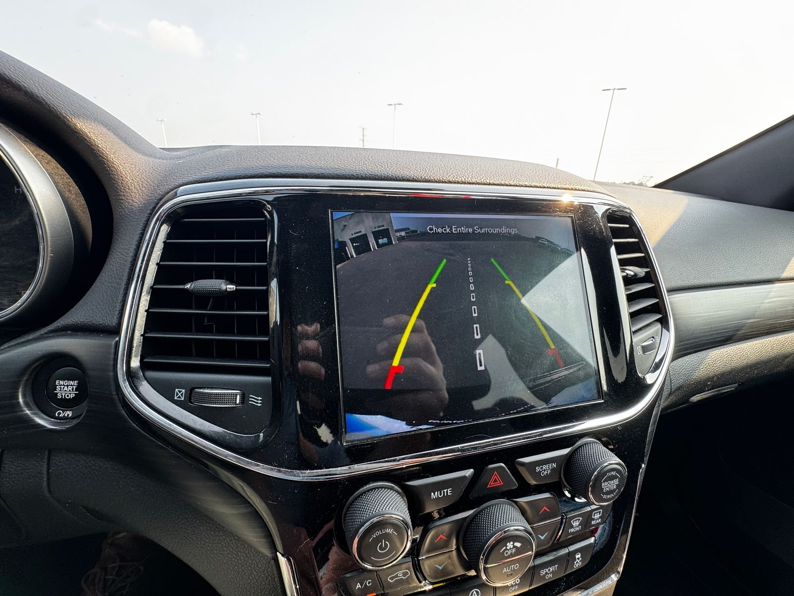 Used 2020 Velvet JEEP Altitude image 20