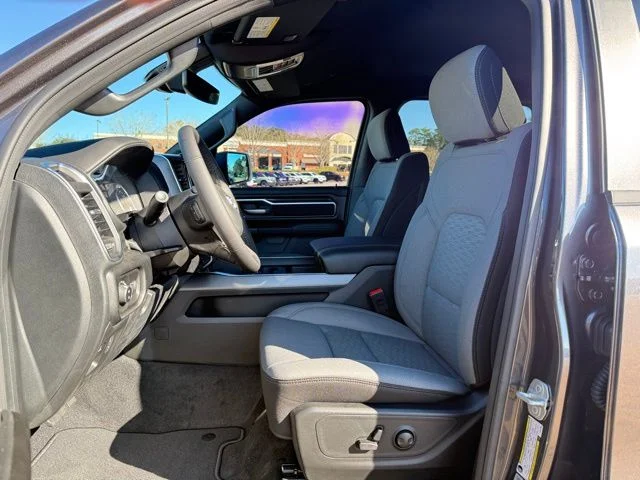 New 2026 Granite Crystal Metallic Clear-Coat Exterior Paint RAM Big Horn/Lone Star image 13