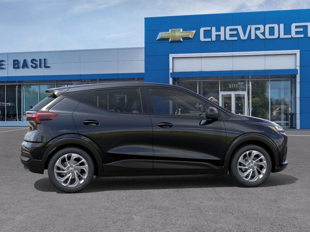 New 2027 Mosaic Black Metallic Chevrolet LT image 5