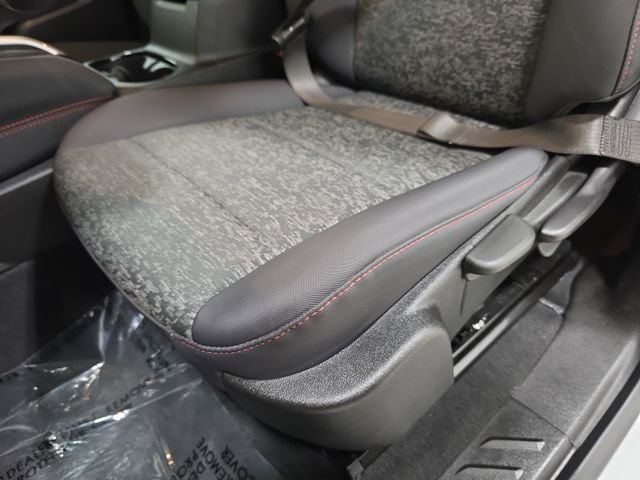 Used 2024 White Chevrolet Z71 image 27
