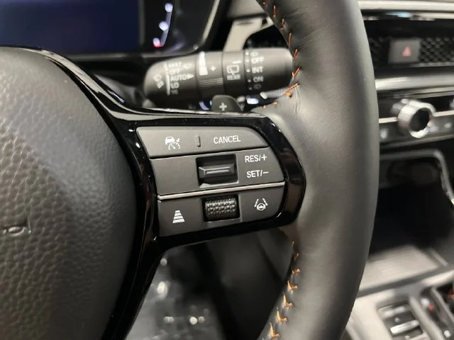 New 2027 Platinum White Pearl Honda Sport Touring image 19