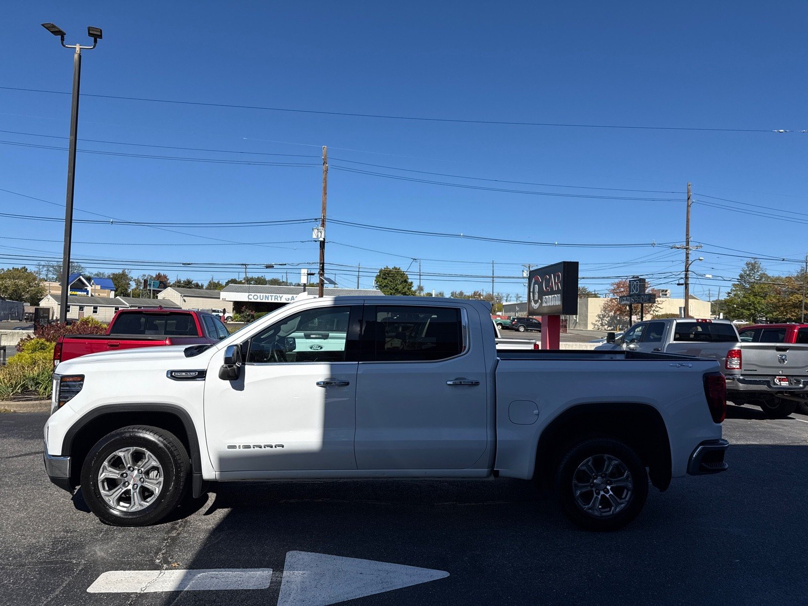 2024 Gmc Sierra 1500 SLT photo 4