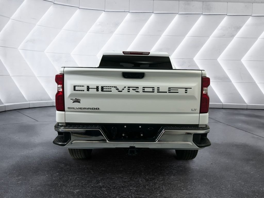 Used 2023 White Chevrolet LT image 5