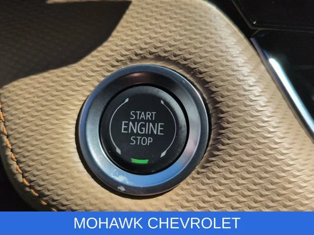 Used 2025 Cacti Green Chevrolet ACTIV image 17