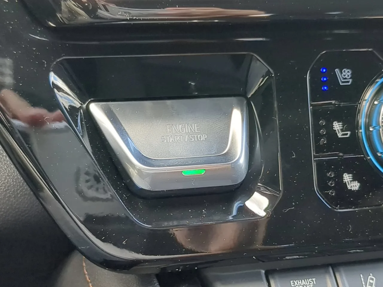 2026 GMC Sierra 2500HD AT4 - Photo 27