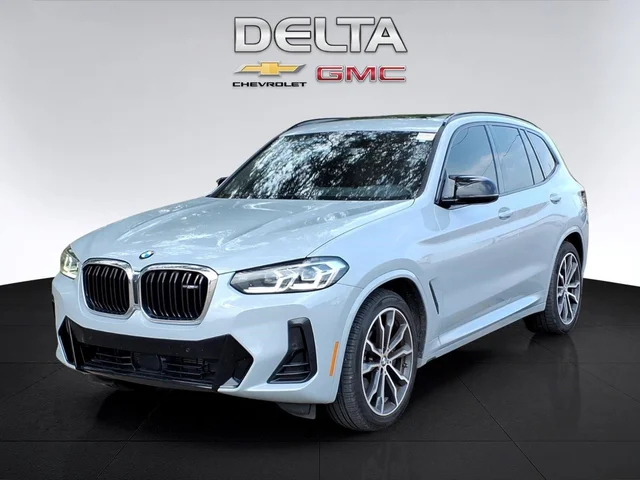 2023 BMW X3 M40i