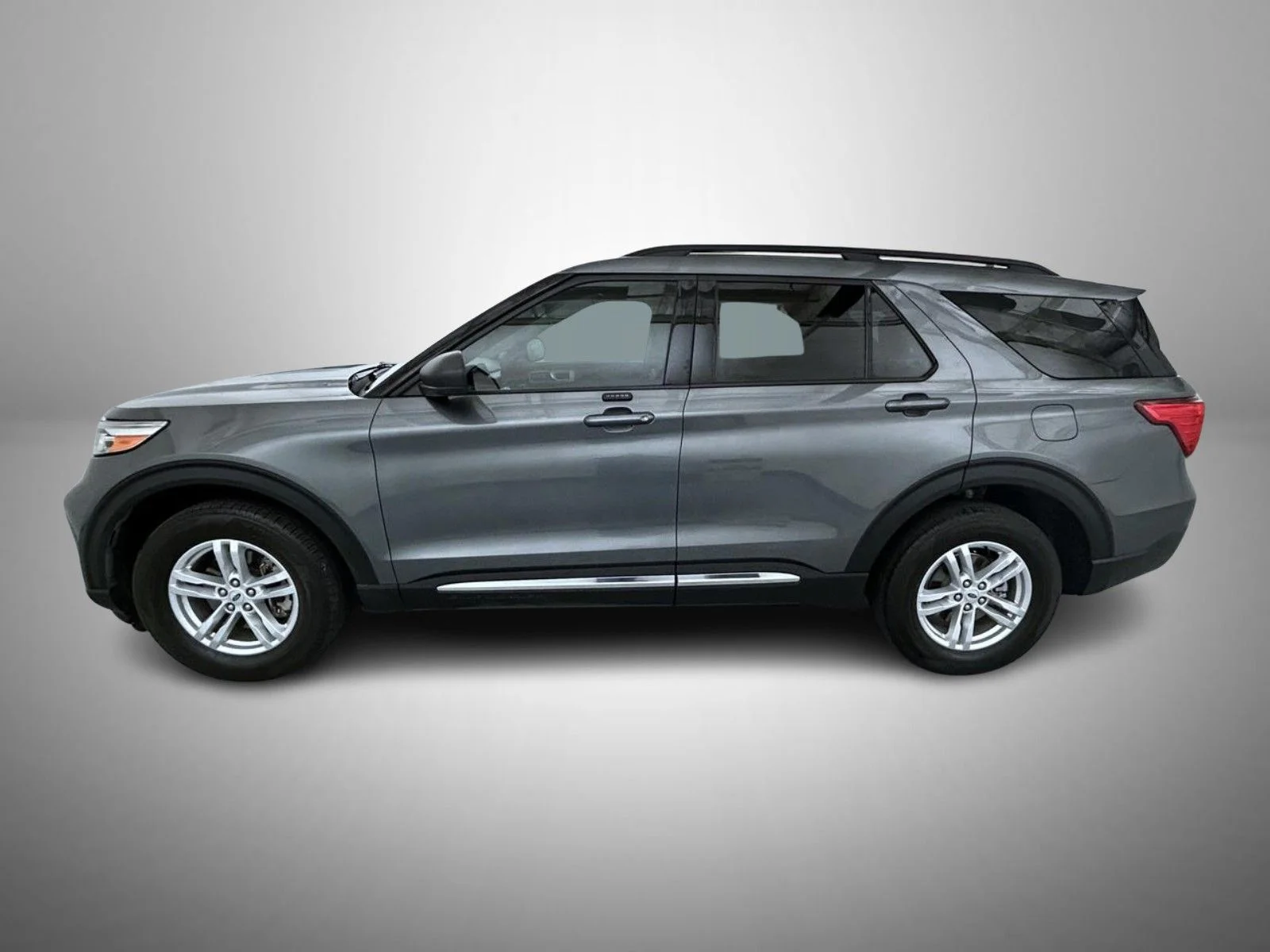 Used 2023 Gray Ford XLT image 8