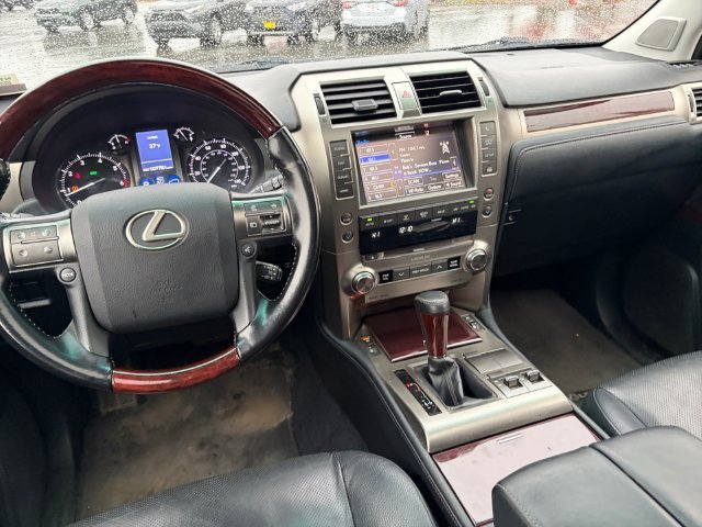 Used 2018 Gray Lexus 460 image 18