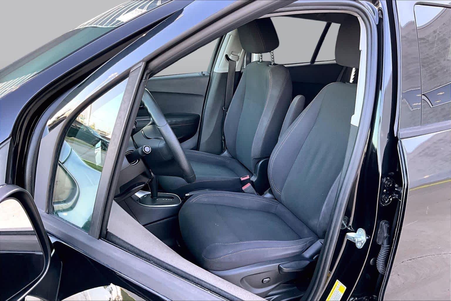 Used 2019 Mosaic Black Metallic Chevrolet LS image 8