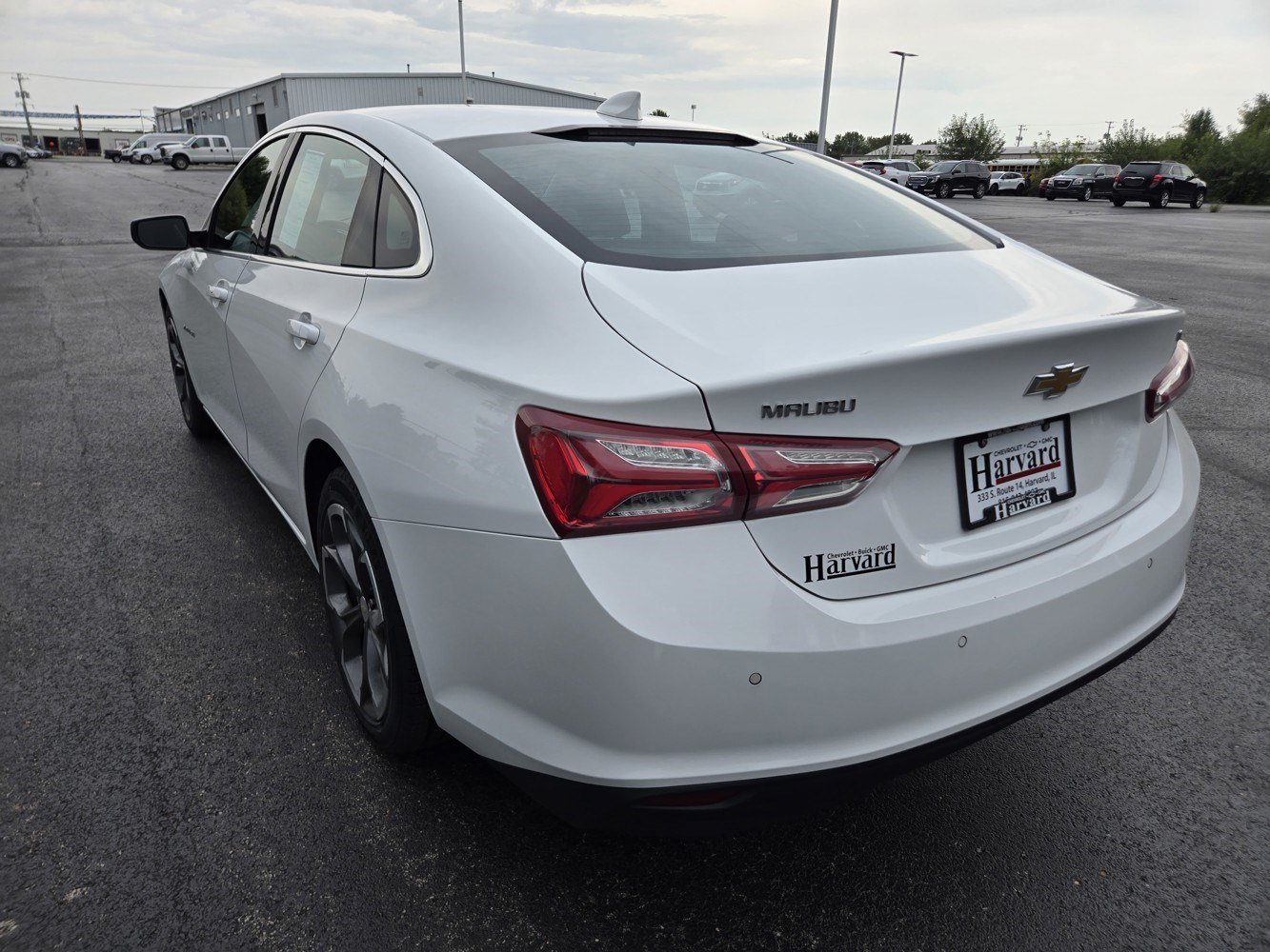 Used 2021 SUMMIT WHITE Chevrolet LT image 6