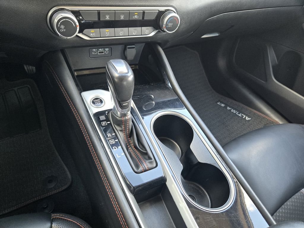 Used 2024 Gray Nissan 2.5 SR image 17