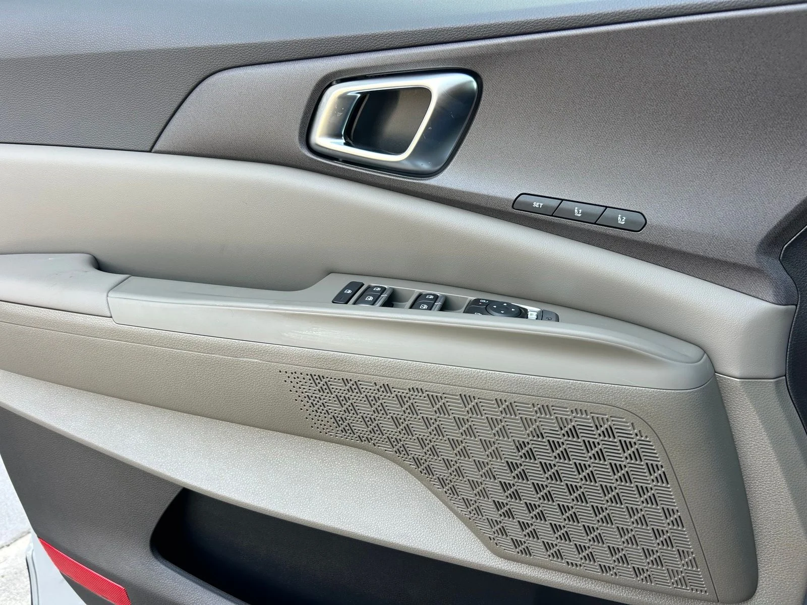 New 2026 White Kia EX image 11