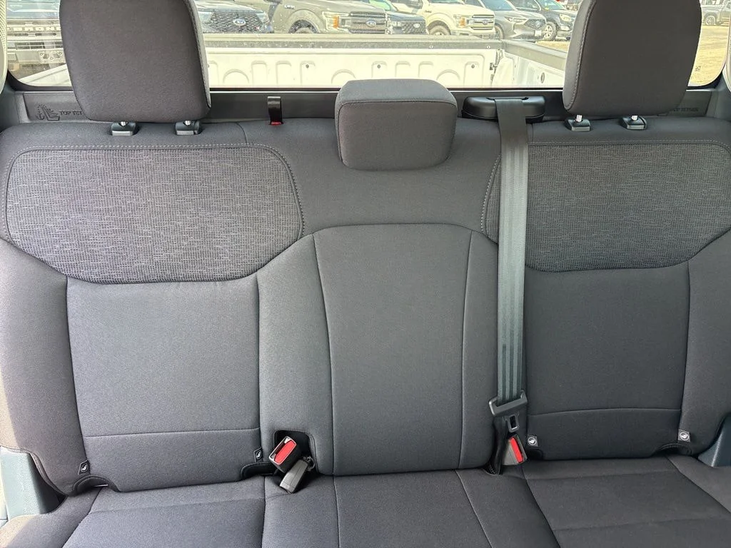 Used 2025 Oxford White Ford XL image 9