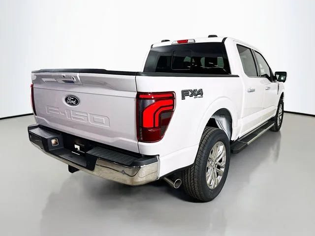 New 2026 Star White Metallic Tri-Coat Ford Lariat image 7