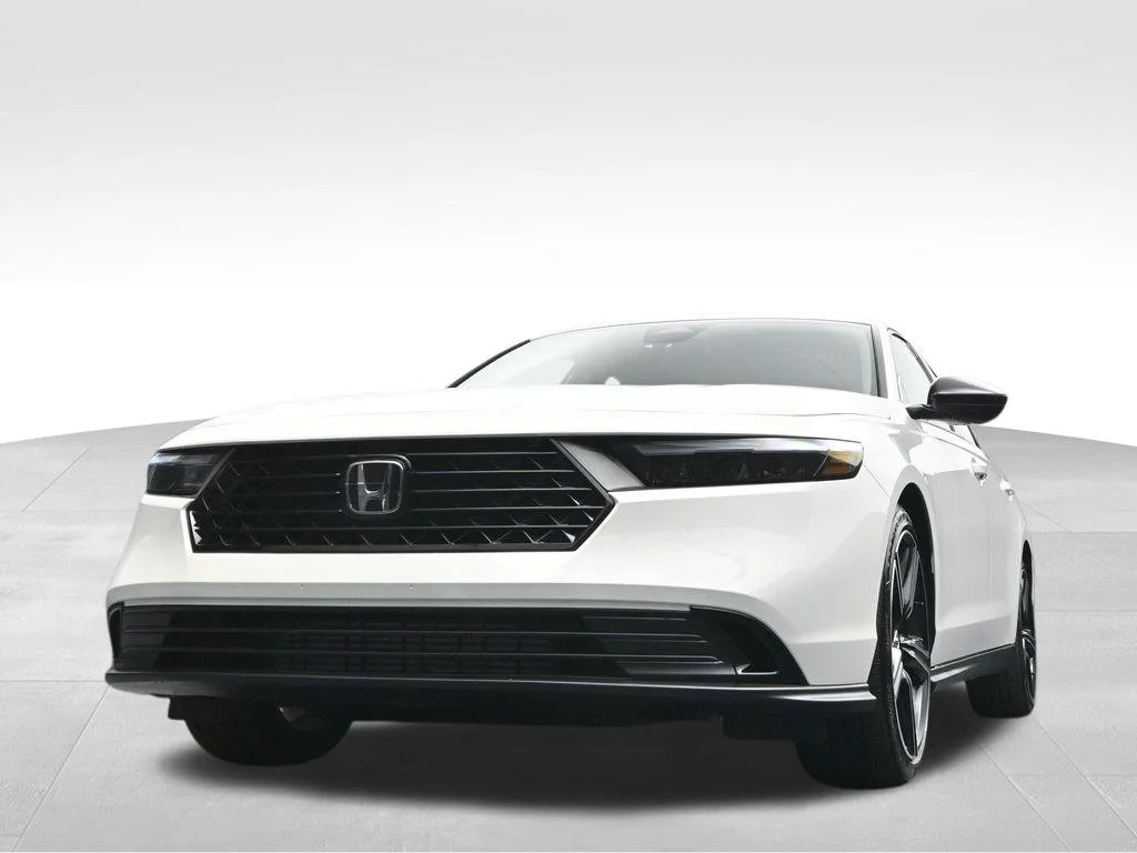 Certified Used 2026 Platinum White Pearl Honda SE image 35