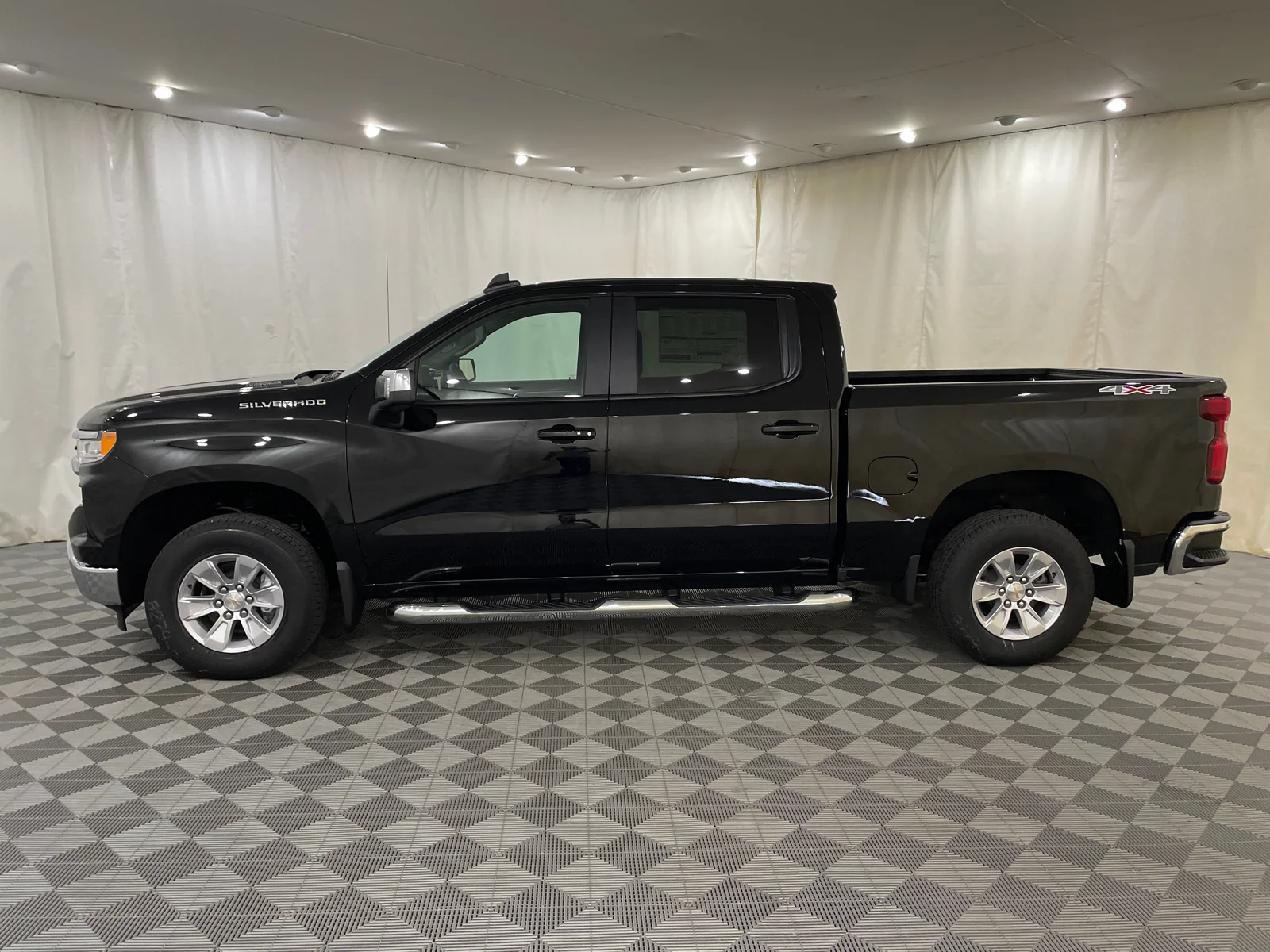 2026 Chevrolet Silverado 1500 LT - Photo 9