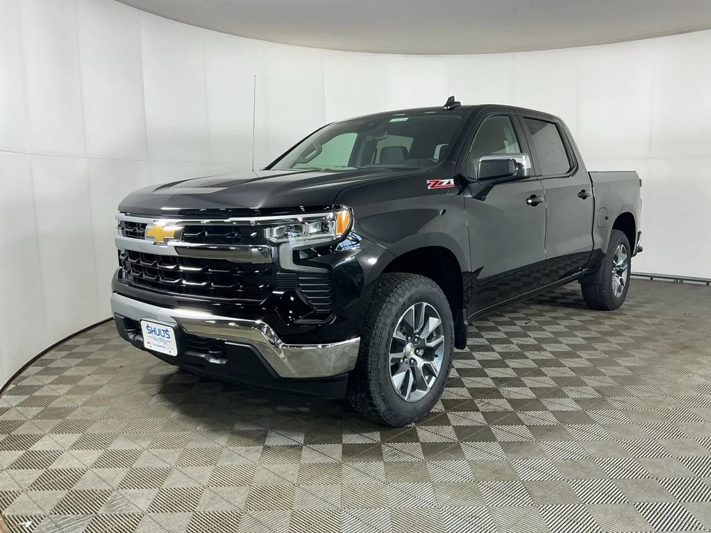 New 2026 Black Chevrolet LT image 3