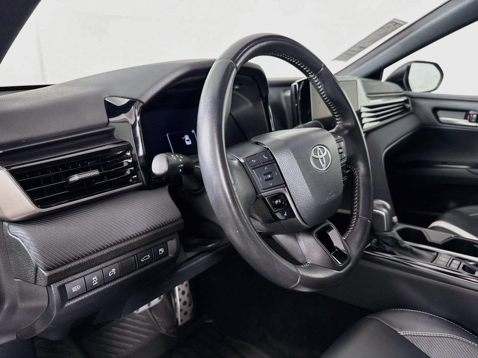 Used 2025 Underground Toyota SE image 4