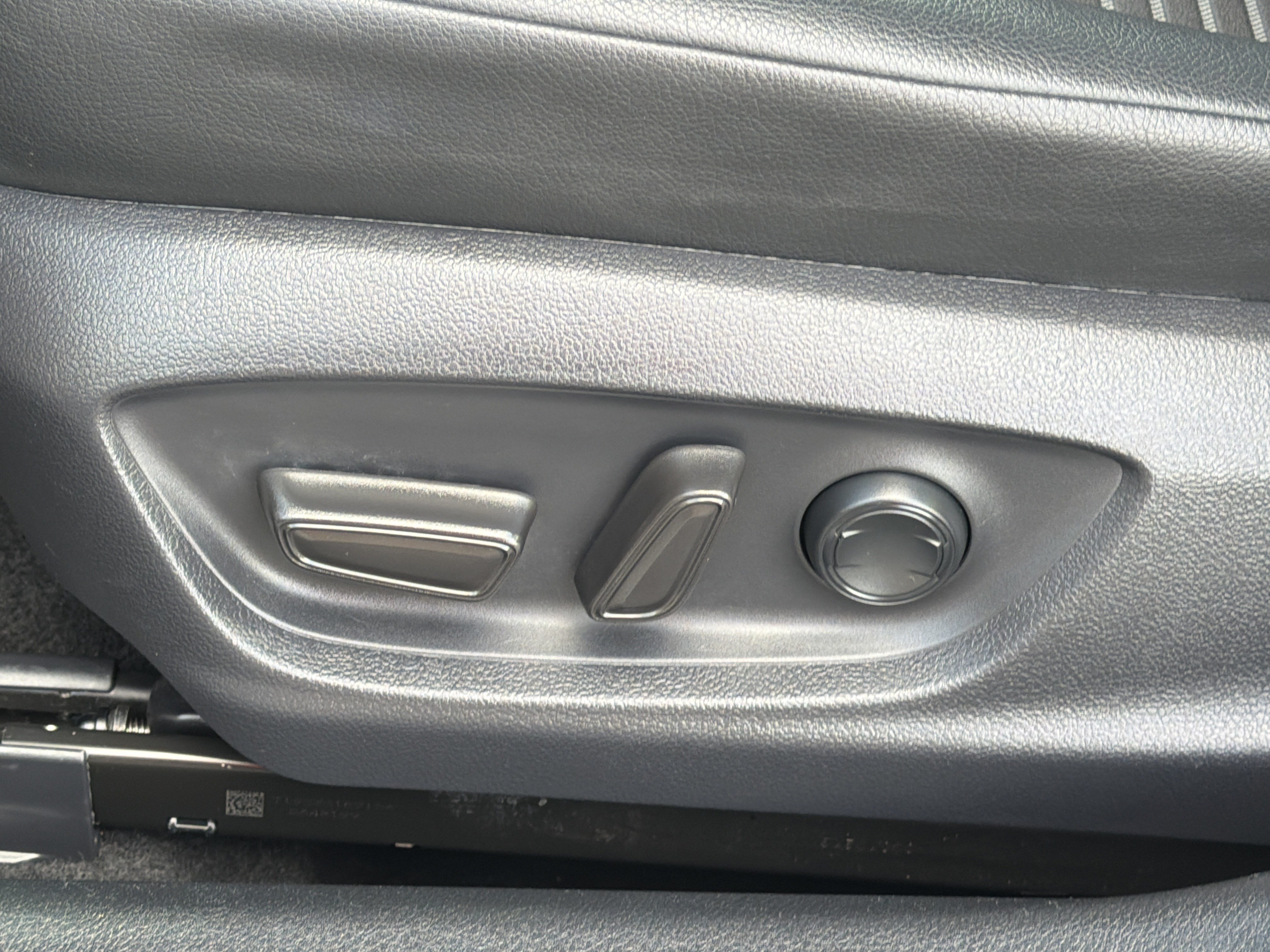 Used 2019 Predawn Gray Mica Toyota SE image 15
