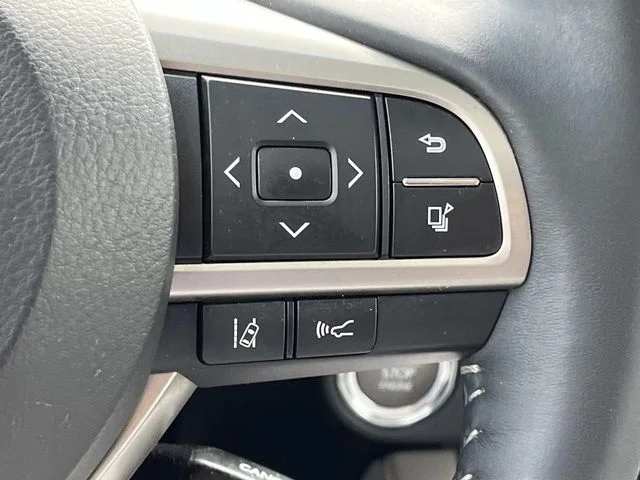 Used 2019 Silver Lexus 350 image 37