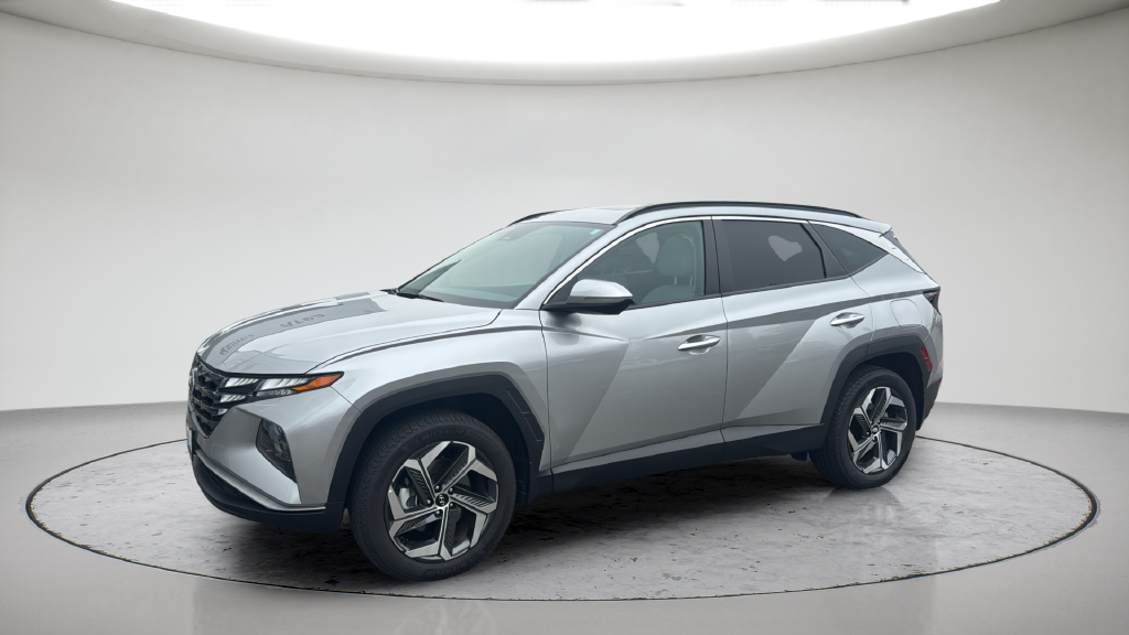 Used 2024 Silver Hyundai SEL image 12