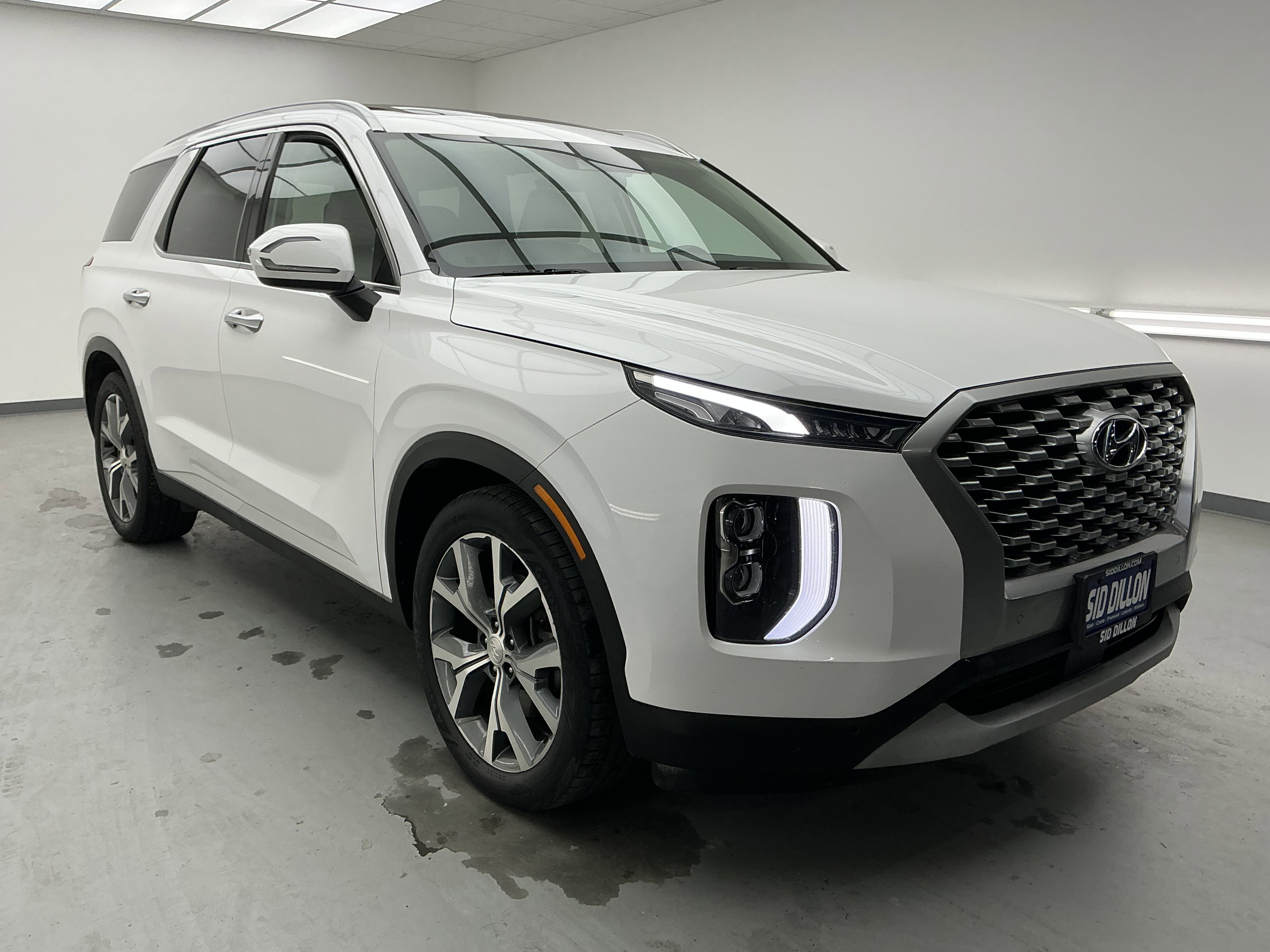 Certified Used 2021 Hyper White Hyundai SEL image 3