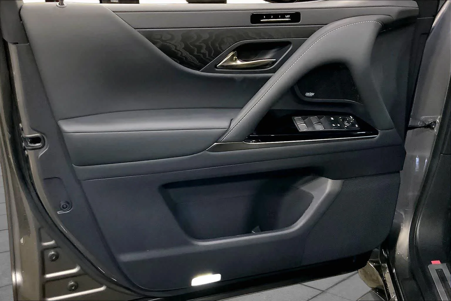 New 2026 Manganese Luster Lexus LUXURY image 10