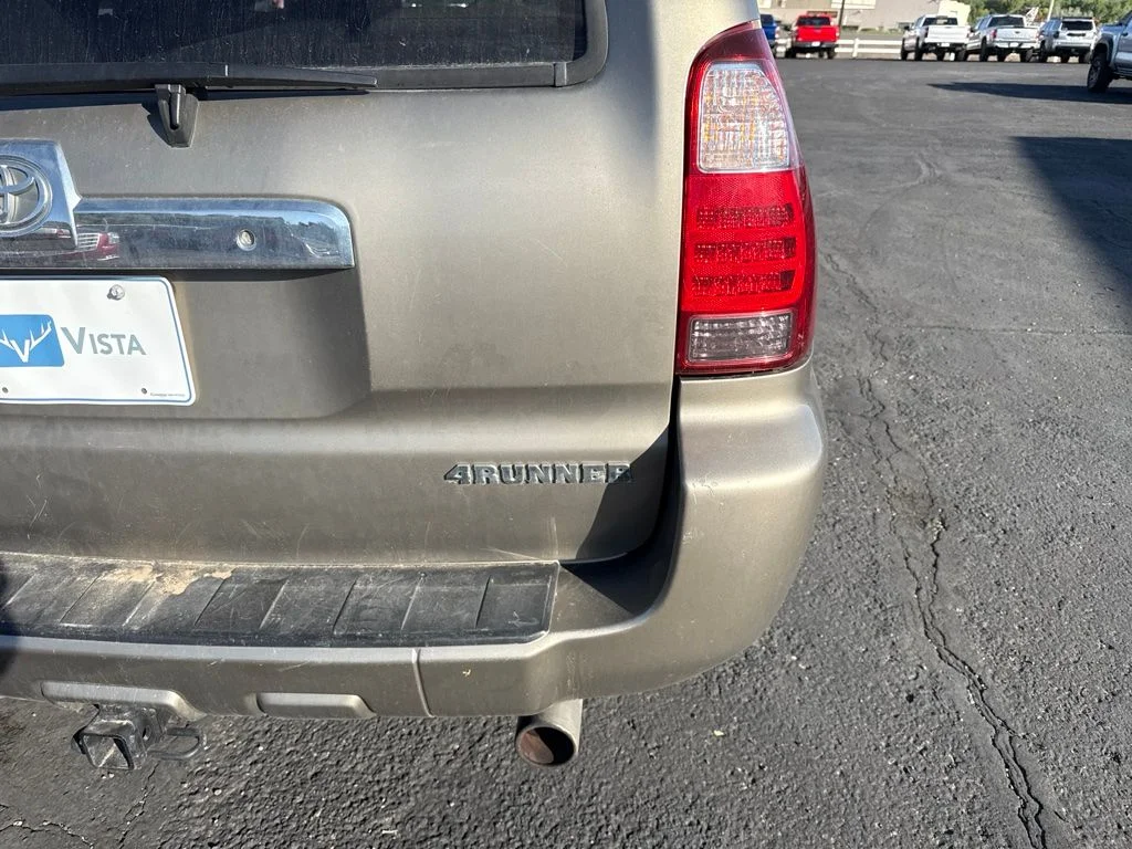 Used 2008 Beige Toyota SR5 image 8