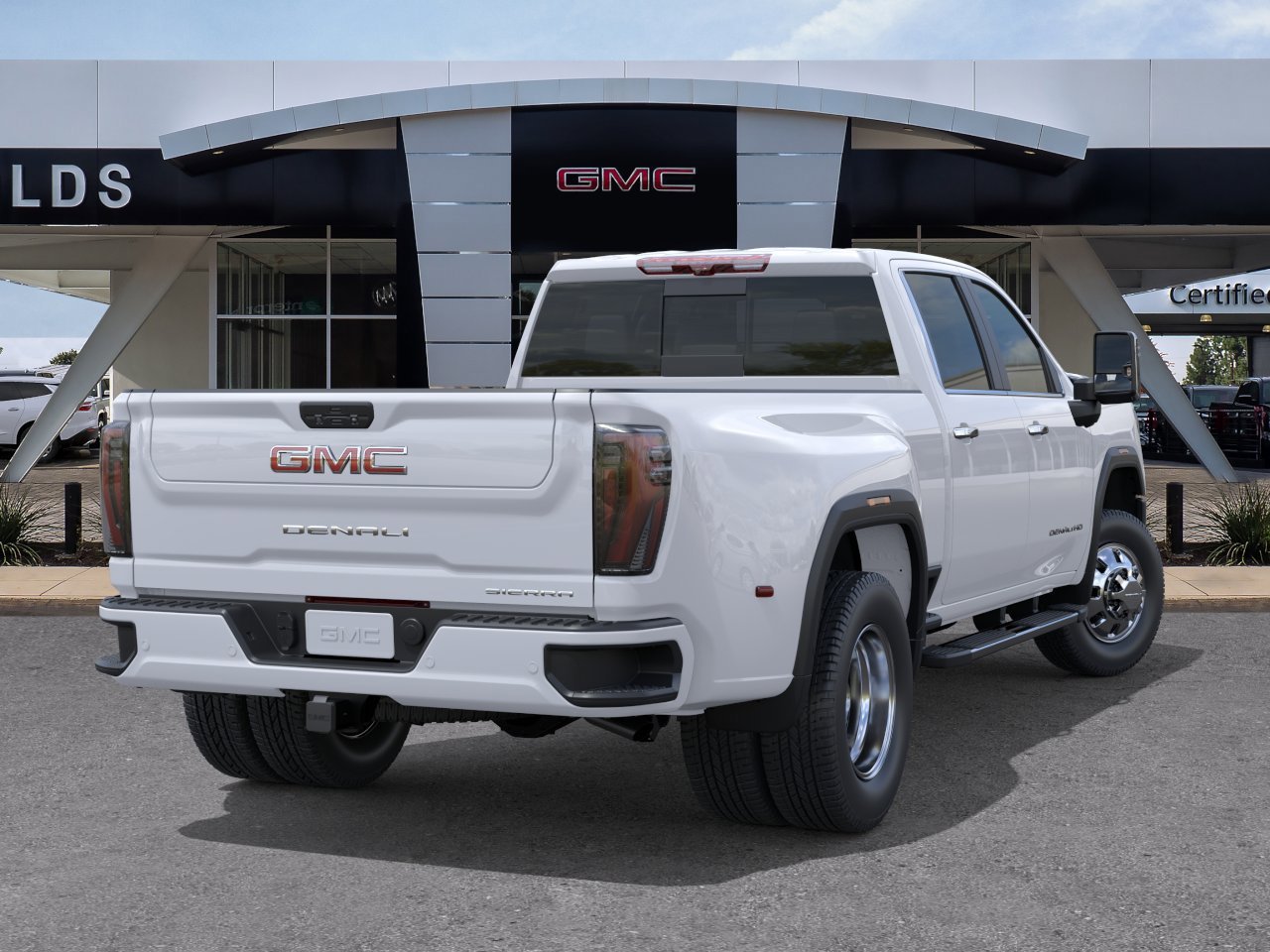 2026 GMC Sierra 3500HD Denali - Photo 4