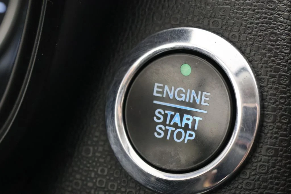 Used 2019 Orange Ford SE image 17