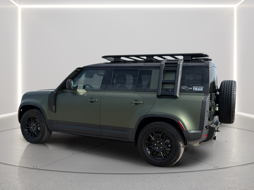 New 2026 Woolstone Green Land Rover S image 14