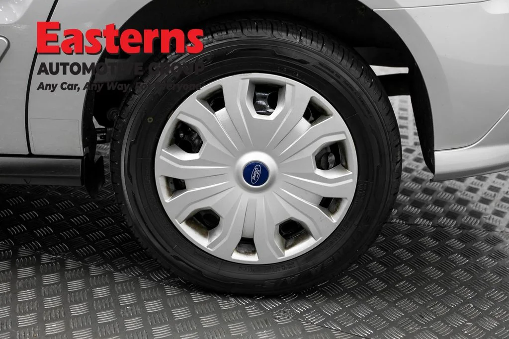 Used 2022 Silver Ford XLT image 32