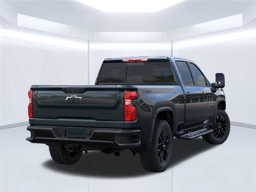 New 2026 Cypress Gray Chevrolet LT image 6