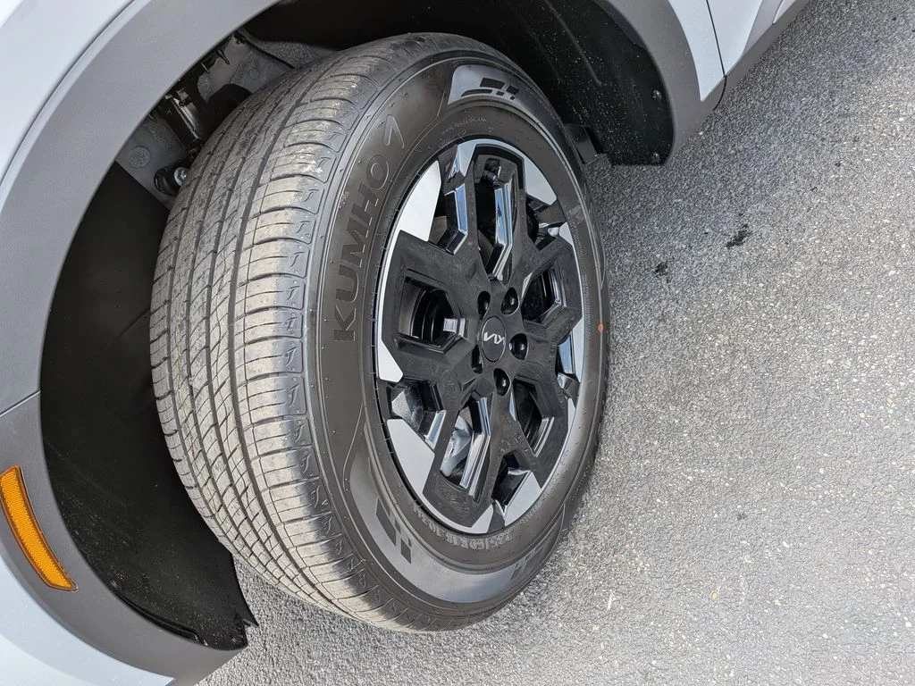 New 2026 Gray Kia S image 35