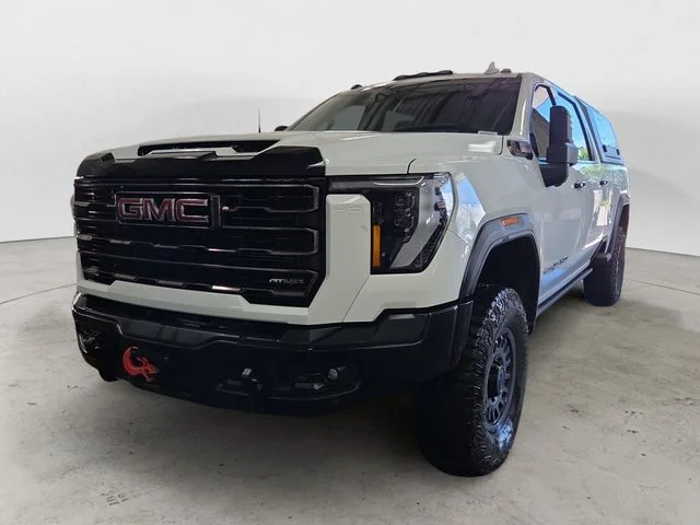 2025 GMC Sierra 4WD Crew Cab Standard Box AT4X's photo