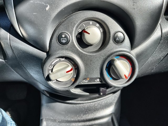 Used 2014 Black Nissan SV image 25