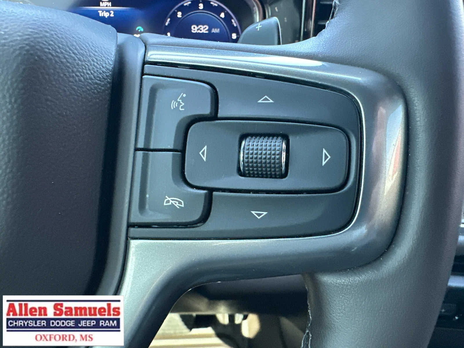 Used 2024 Summit White Chevrolet RST image 30