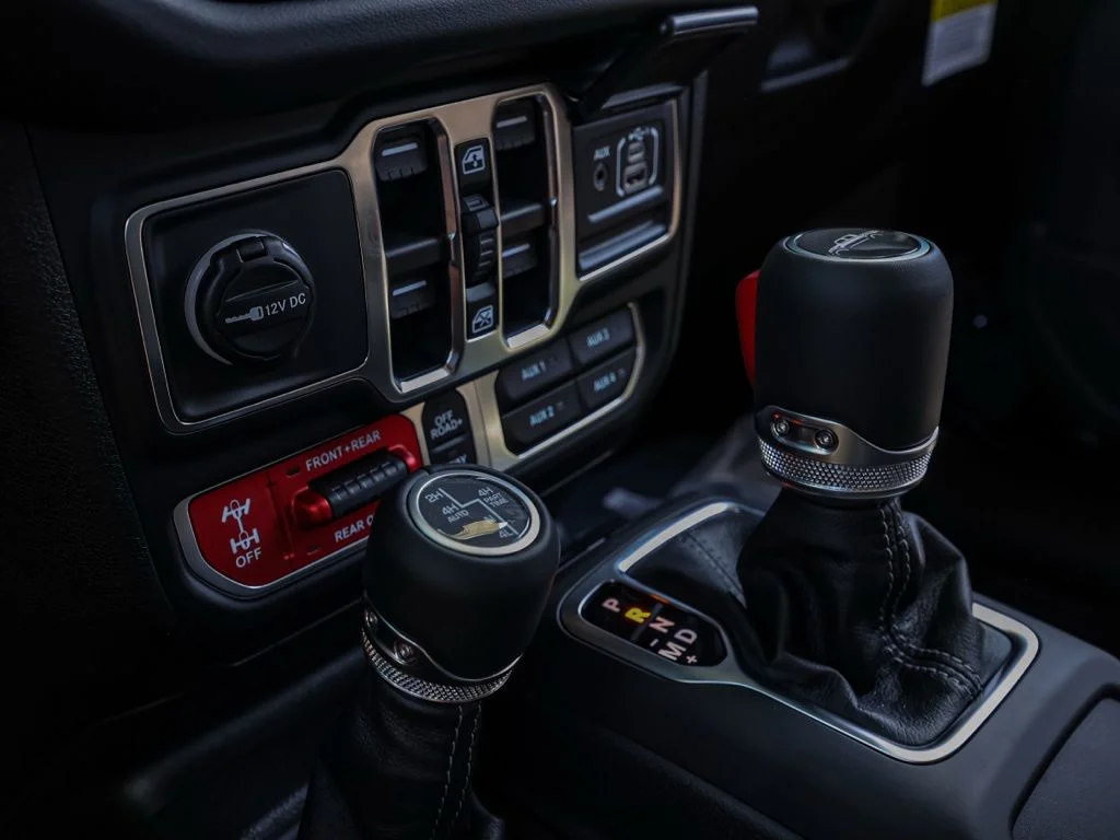 New 2026 Black Clearcoat Jeep Rubicon X image 30