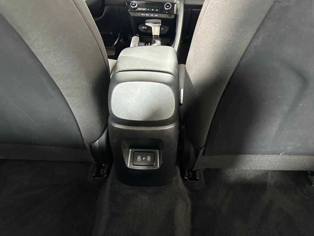 Used 2024 Fluid Metal Hyundai SEL image 20